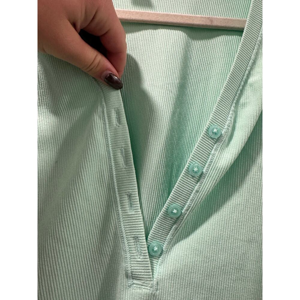Athleta Uptempo Ribbed Henley Top Long Sleeve Shirt Mint Green V Neck M - Picture 5 of 7